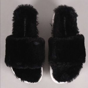 Chunky Platformed Furry Sandals